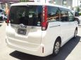    Toyota Noah 2016 , 1380000 , 