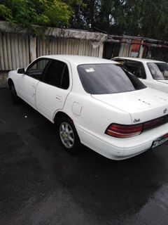 Седан Toyota Vista 1991 года, 115000 рублей, Кемерово