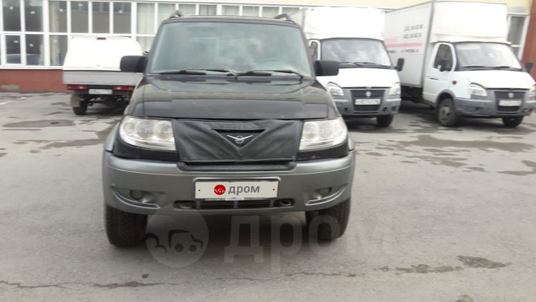 SUV     2008 , 300000 , 