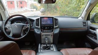 SUV или внедорожник Toyota Land Cruiser 2018 года, 6990000 рублей, Чебоксары