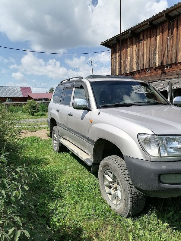 SUV   Toyota Land Cruiser 2003 , 1400000 , 