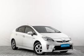 Лифтбек Toyota Prius 2015 года, 1549000 рублей, Барнаул
