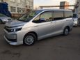    Toyota Voxy 2017 , 1577000 , 