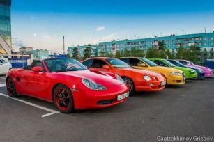   Porsche Boxster 2000 , 730000 , 