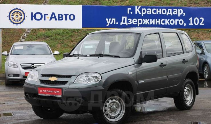 SUV   Chevrolet Niva 2011 , 379000 , 