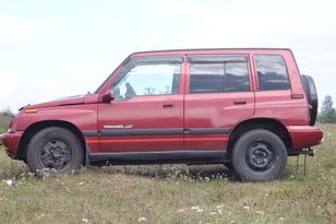 SUV   Chevrolet Tracker 1996 , 250000 , -