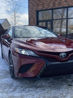 Седан Toyota Camry 2018 года, 2749000 рублей, Барнаул