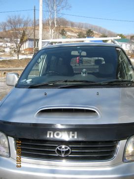    Toyota Noah 1999 , 430000 , 