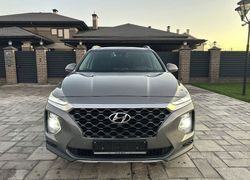 SUV или внедорожник Hyundai Santa Fe 2018 года, 3080000 рублей, Омск