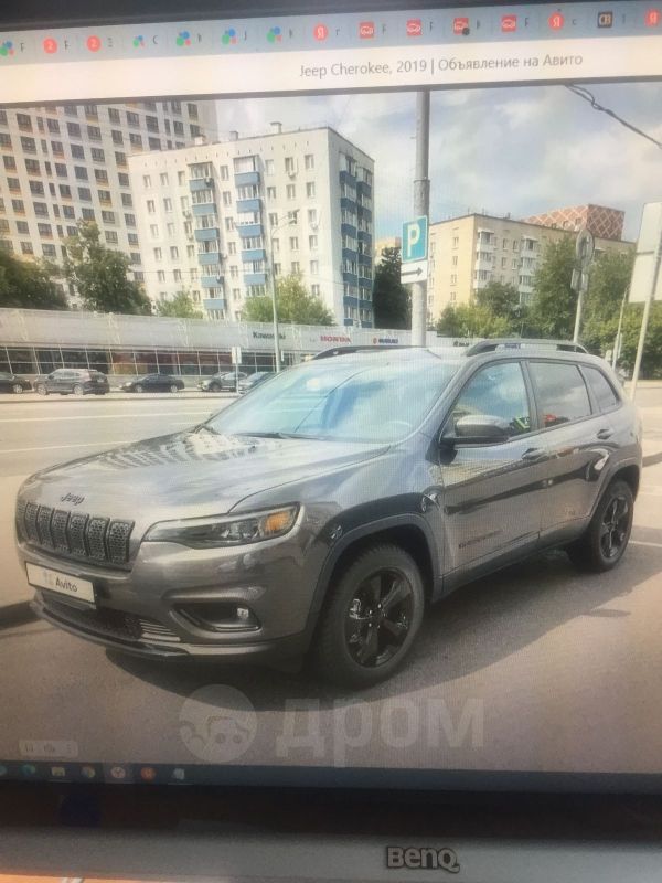 SUV   Jeep Cherokee 2019 , 2450000 , 