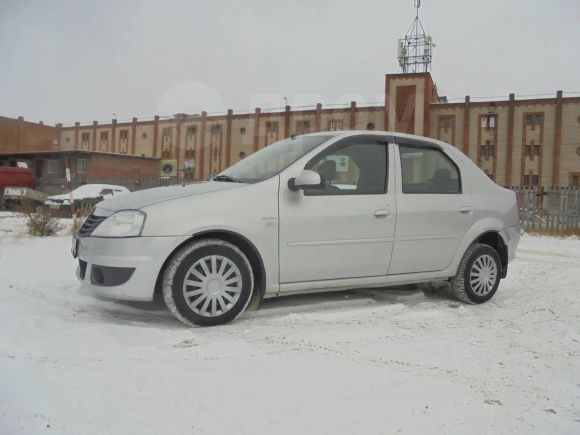  Renault Logan 2012 , 326000 , 