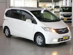 Минивэн или однообъемник Honda Freed 2012 года, 1075000 рублей, Тюмень
