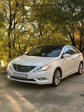  Hyundai Sonata 2010 , 700000 , 