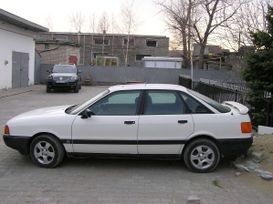  Audi 80 1989 , 210000 , 