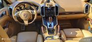 SUV   Porsche Cayenne 2010 , 2050000 , --