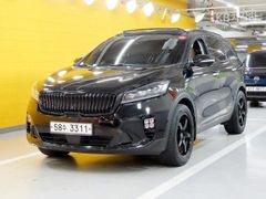 SUV или внедорожник Kia Sorento 2019 года, 2840000 рублей, Владивосток