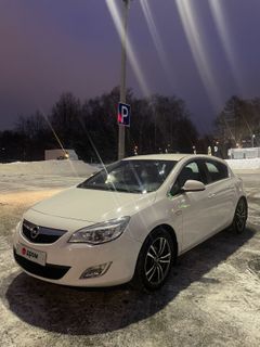 Хэтчбек Opel Astra 2012 года, 850000 рублей, Зеленоград