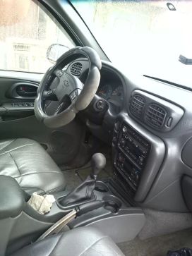 SUV   Chevrolet TrailBlazer 2004 , 320000 , 