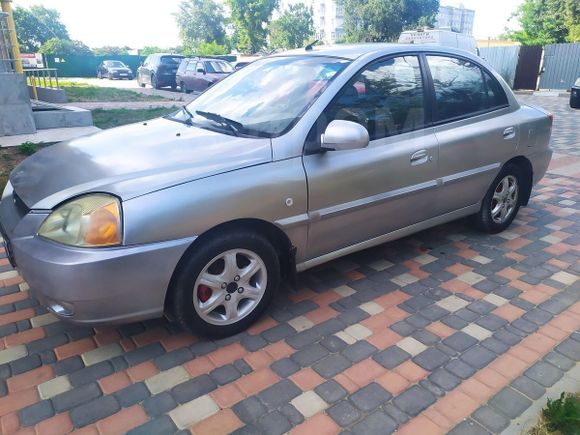  Kia Rio 2004 , 170000 , 