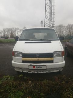 Минивэн или однообъемник Volkswagen Transporter 1992 года, 320000 рублей, Кемерово