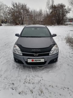 Хэтчбек Opel Astra 2006 года, 350000 рублей, Новосибирск