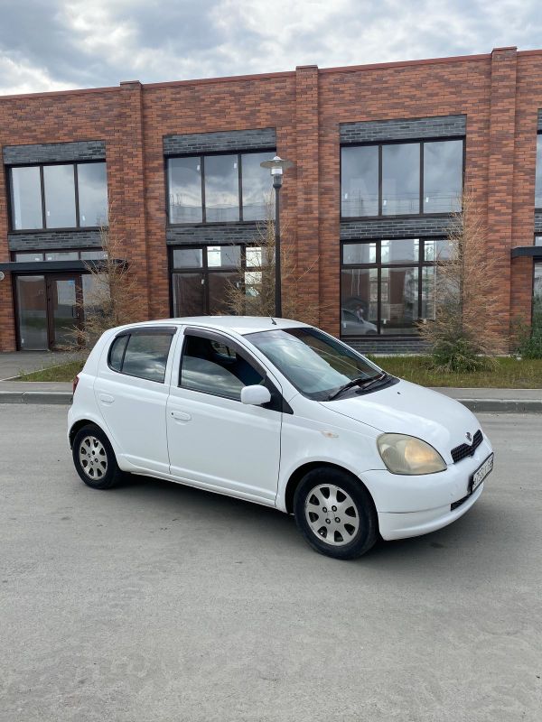  Toyota Vitz 2001 , 220000 , 