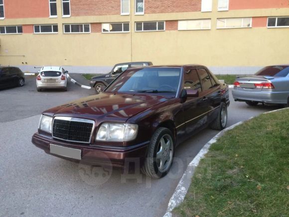  Mercedes-Benz E-Class 1993 , 280000 , 