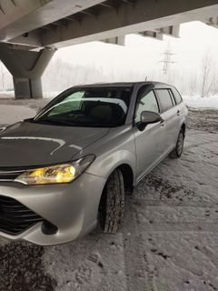Универсал Toyota Corolla Fielder 2015 года, 1170000 рублей, Омск