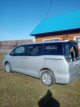    Toyota Voxy 2018 , 1700000 , 