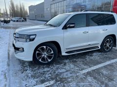 SUV или внедорожник Toyota Land Cruiser 2020 года, 8550000 рублей, Москва