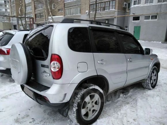 SUV   Chevrolet Niva 2009 , 280000 , 