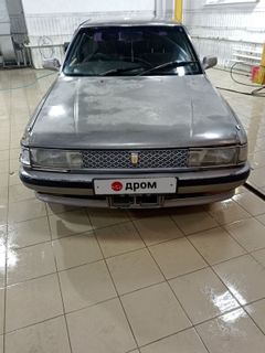 Седан Toyota Chaser 1989 года, 145000 рублей, Барнаул