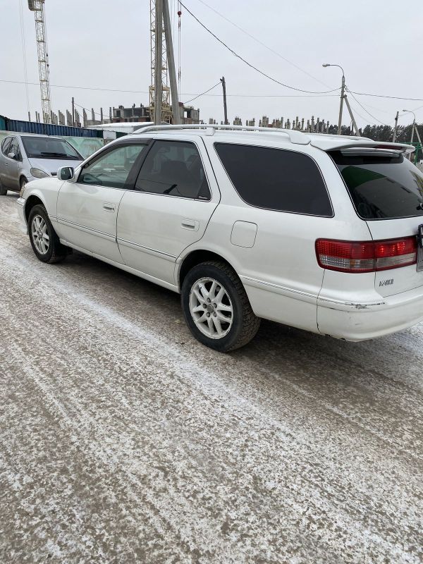  Toyota Mark II Wagon Qualis 2000 , 277000 , 