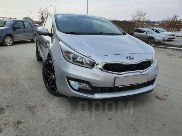  Kia Ceed 2013 , 500000 , 