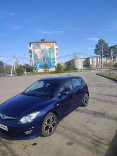 Хэтчбек Hyundai i30 2011 года, 755000 рублей, Ангарск