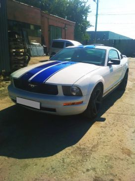  Ford Mustang 2007 , 1200000 , 