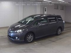 Минивэн или однообъемник Toyota Wish 2012 года, 1380000 рублей, Якутск