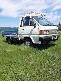 Бортовой грузовик Toyota Lite Ace Truck 1996 года, 500000 рублей, Новоалтайск