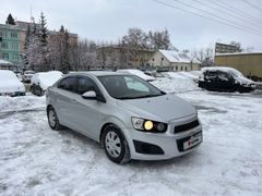 Седан Chevrolet Aveo 2013 года, 730000 рублей, Барнаул