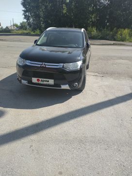 SUV   Mitsubishi Outlander 2014 , 1420000 , 