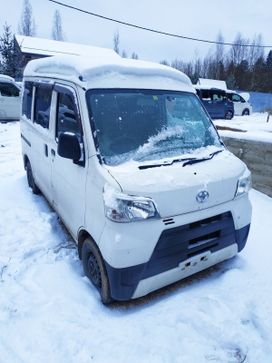 Минивэн или однообъемник Toyota Pixis Van 2018 года, 1250000 рублей, Солнечногорск