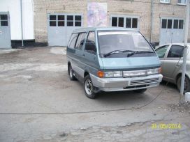    Nissan Largo 1992 , 100000 , 