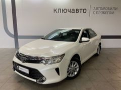 Седан Toyota Camry 2015 года, 2100000 рублей, Омск
