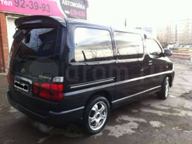    Toyota Granvia 2001 , 320000 , 