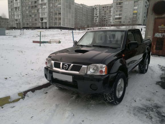  Nissan NP300 2009 , 625000 , 