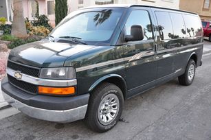 Chevrolet Express 2011 , 1530000 , 