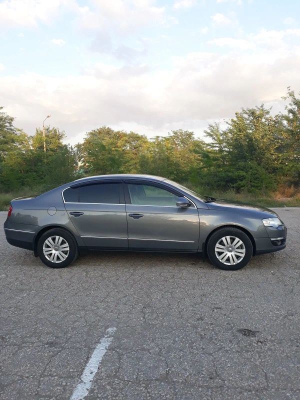  Volkswagen Passat 2009 , 490000 , 