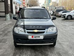 SUV или внедорожник Chevrolet Niva 2013 года, 675000 рублей, Барнаул