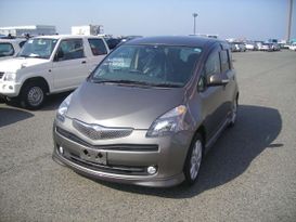 Toyota Ractis 2006 , 400000 ,  