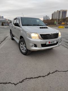 Пикап Toyota Hilux 2011 года, 1950000 рублей, Барнаул